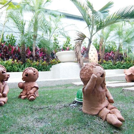 Q Motel精品旅館 Tucheng Dış mekan fotoğraf