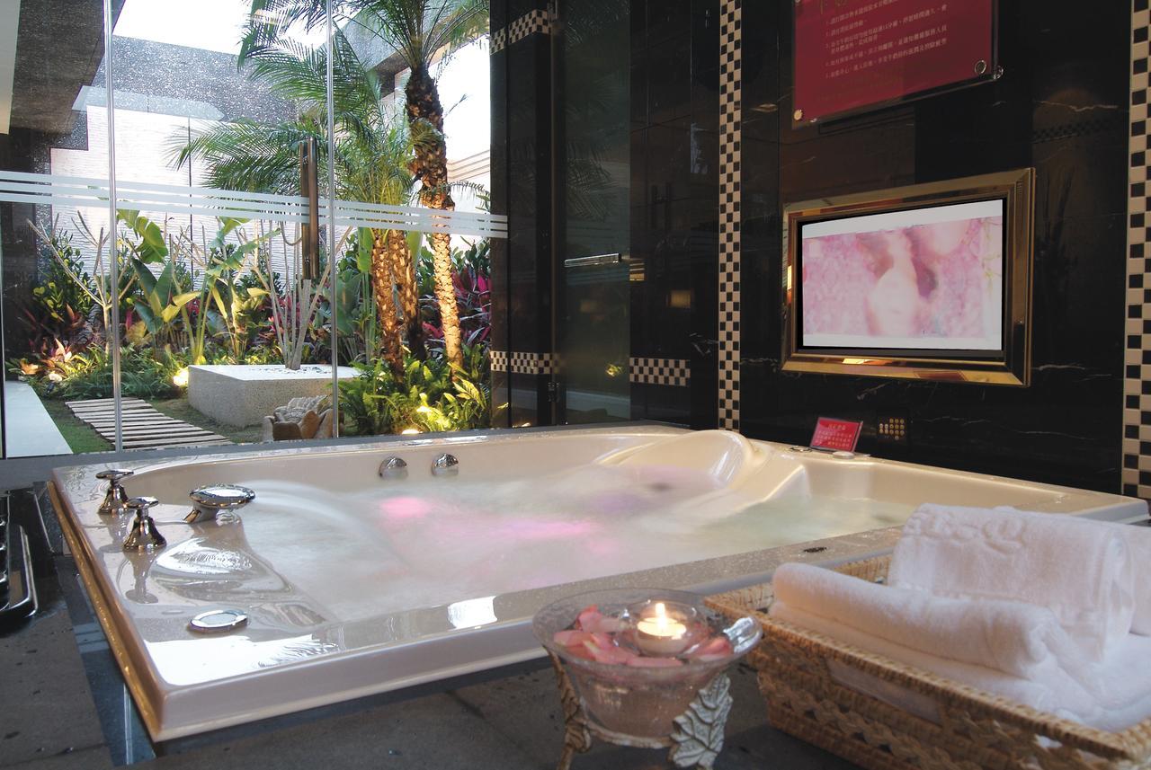 Q Motel精品旅館 Tucheng Dış mekan fotoğraf