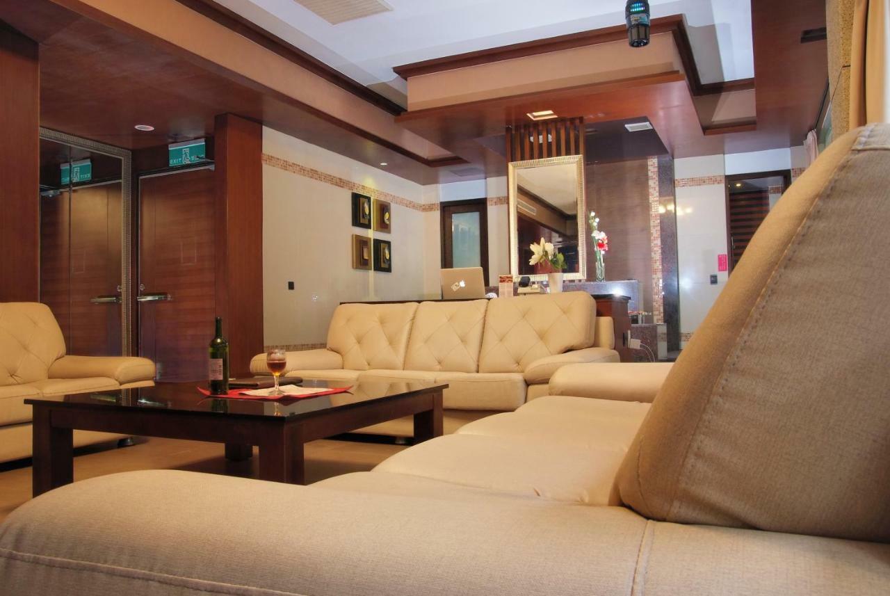 Q Motel精品旅館 Tucheng Dış mekan fotoğraf